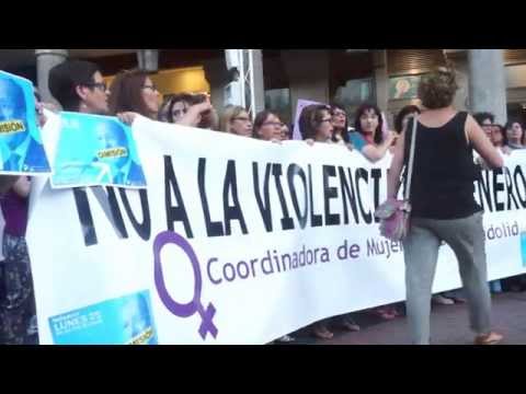 MANIFESTACION DIMISION ALCALDE VALLADOLID LEON DE LA RIVA
